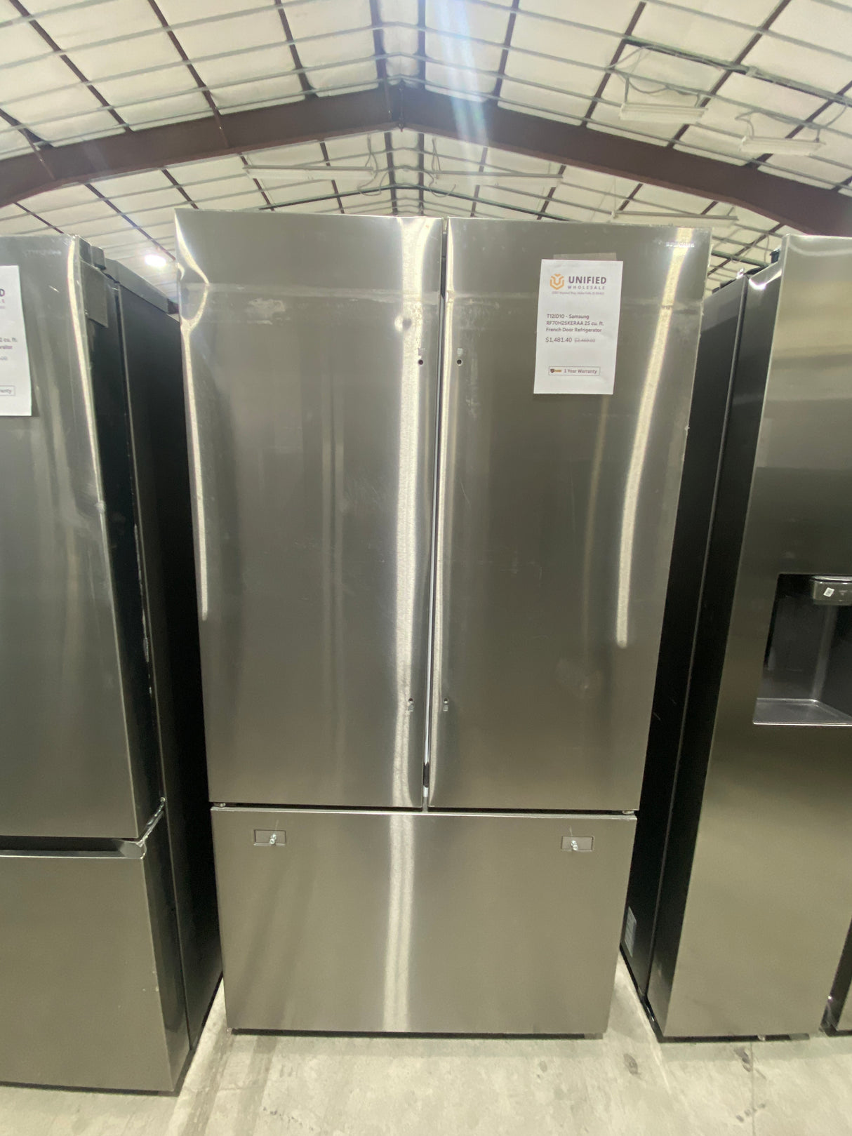 T12ID10 - Samsung RF70H25KERAA 25 cu. ft. French Door Refrigerator
