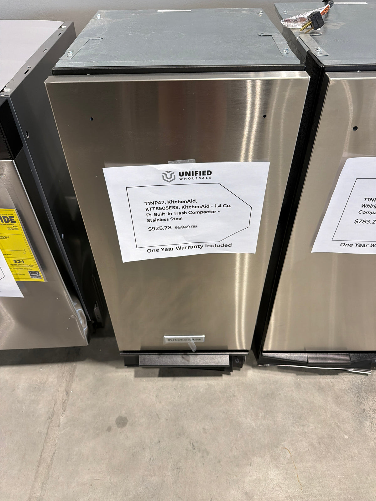 KitchenAid 1.4 cu ft Built-In Trash Compactor KTTS505ESS – T1NP47