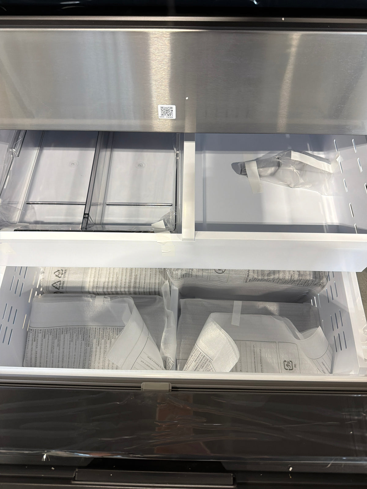 Samsung 29 cu ft Bespoke French Door Refrigerator RF29BB8600QLAA – T2NP28