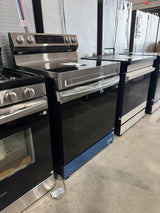 T12ID25 - Samsung NE63A6311SS/AA 6.3 cu. ft. Freestanding Electric Range
