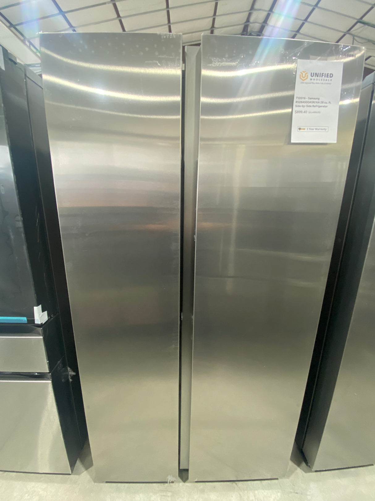 T12ID16 - Samsung RS28A500ASR/AA 28 cu. ft. Side-by-Side Refrigerator