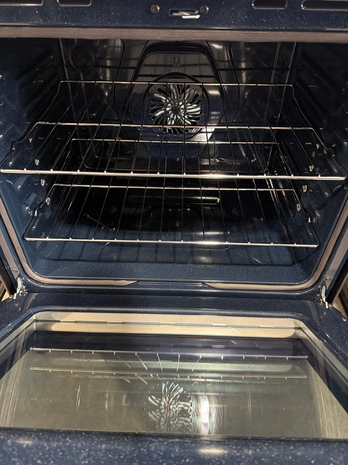 T12ID26 - Samsung NSI6DB930012AA 6.3 cu. ft. Induction Range