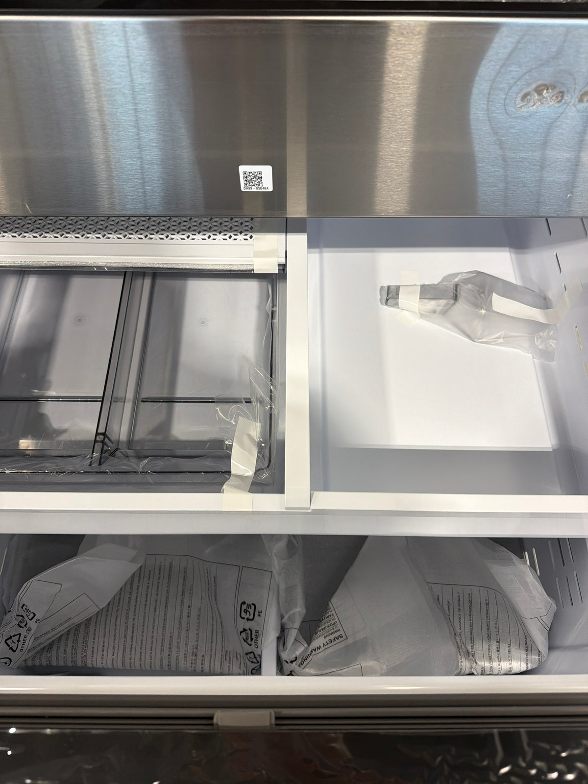 Samsung 29 cu ft Bespoke French Door Refrigerator RF29BB8600QLAA – T2NP27