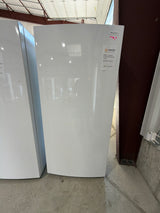 T9ID22 - Frigidaire FFUE2022AW Upright Freezer