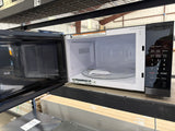 T9ID44 - Frigidaire GMBS3068BD Built-In Microwave