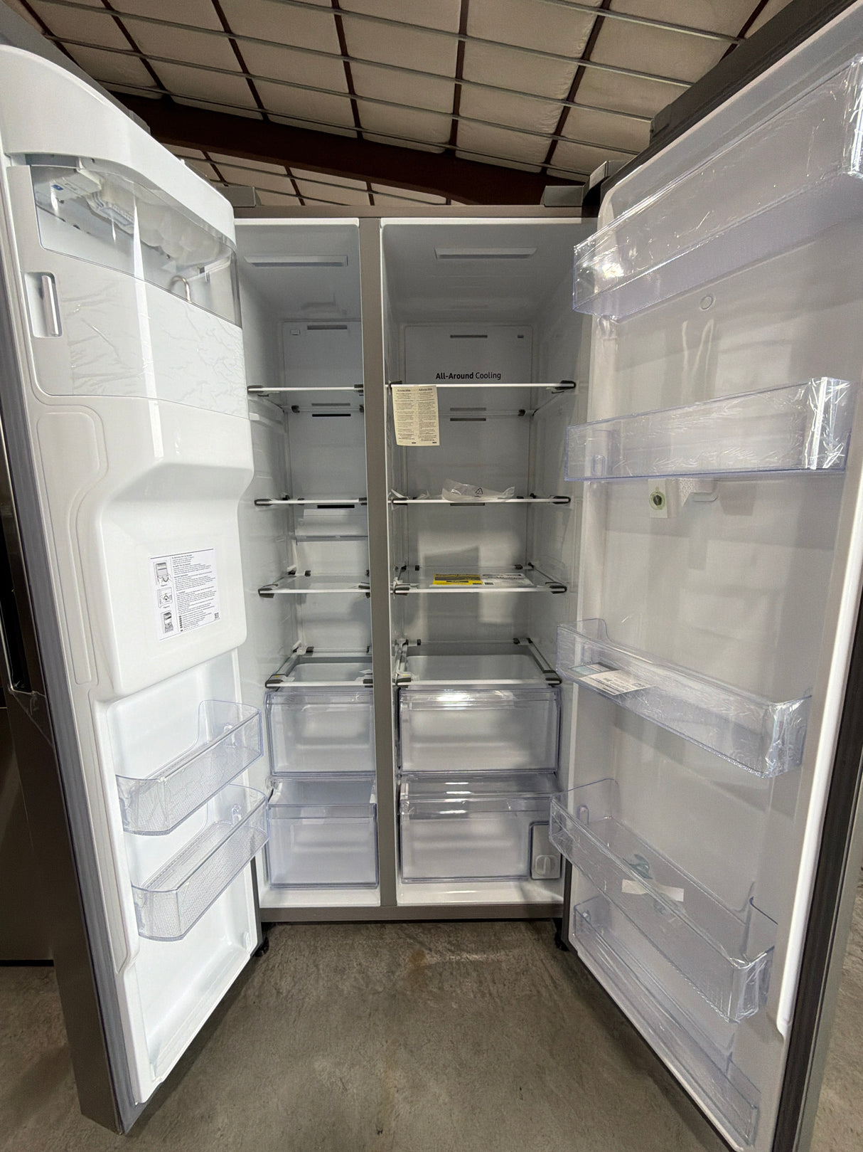 T12ID03 - Samsung RS22T5561SR/AA 21.5 cu. ft. Side-by-Side Refrigerator