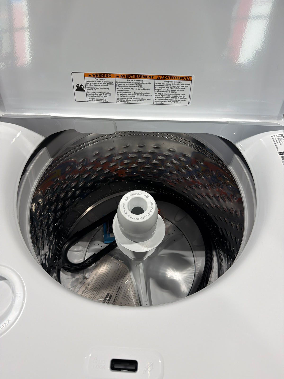 Maytag 4.5 cu ft High Efficiency Top Load Washer MVW4505MW - scratch and dent, Nampa ID (photo 4)