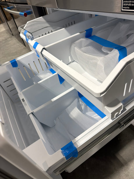 Whirlpool 30.5 cu ft French Door Refrigerator WRFF3136SZ - scratch and dent, Nampa ID (photo 3)