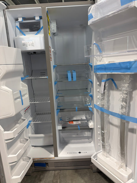Whirlpool 24.6 cu ft Side-by-Side Refrigerator WRS315SDHM - scratch and dent, Nampa ID (photo 4)