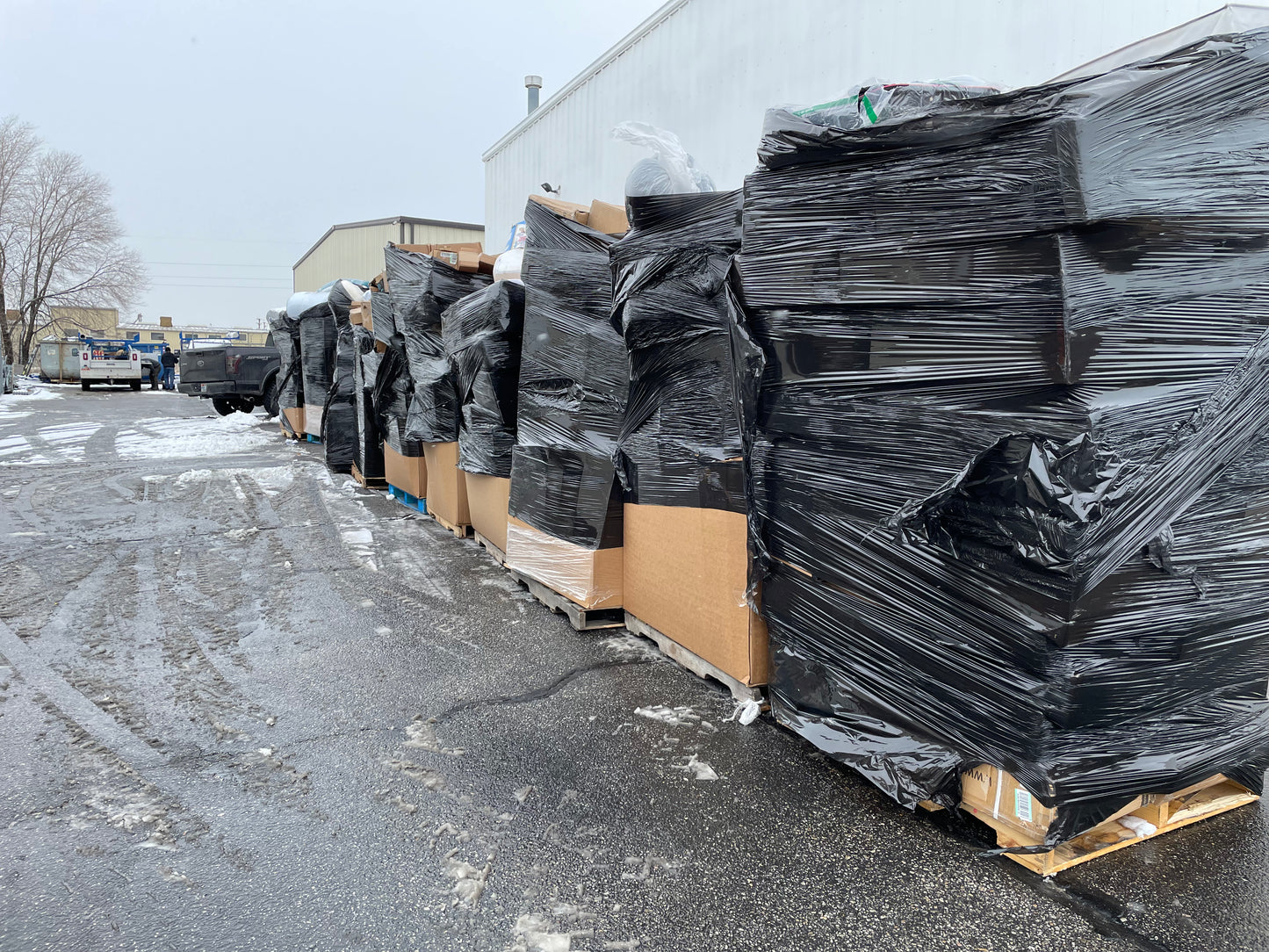 Unified Wholesale Pallets